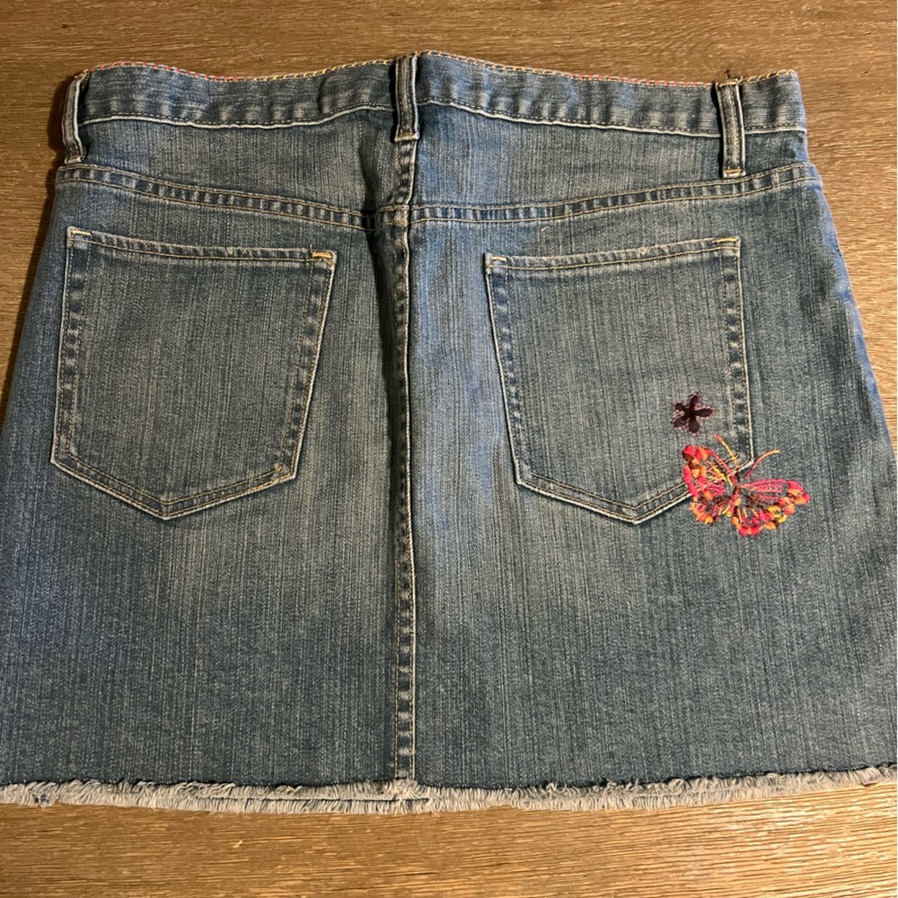 Gap Denim Skirt Floral Embroidery size 12 - Picture 5 of 6